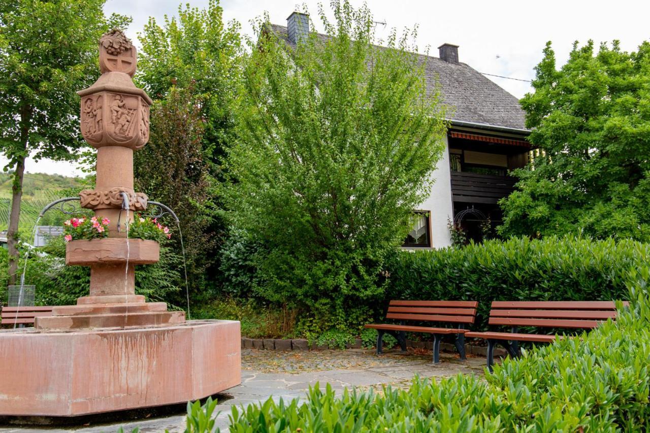 Moselhaus Bed & Breakfast Zeltingen-Rachtig Ngoại thất bức ảnh