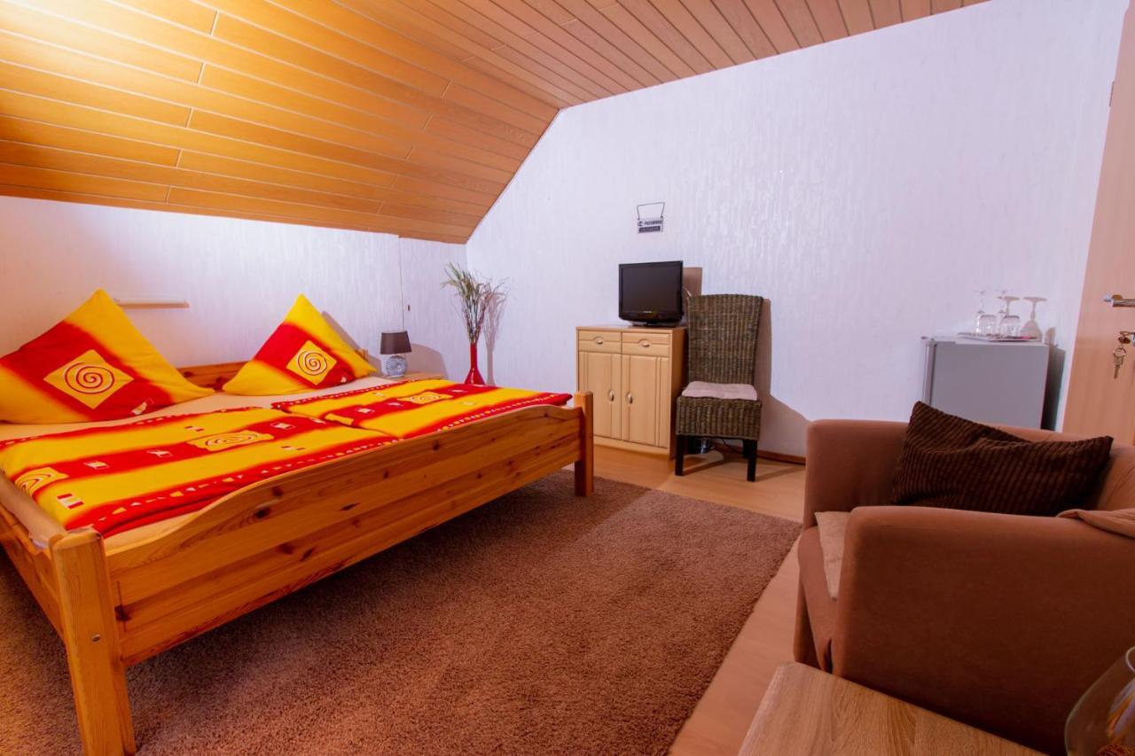 Moselhaus Bed & Breakfast Zeltingen-Rachtig Ngoại thất bức ảnh